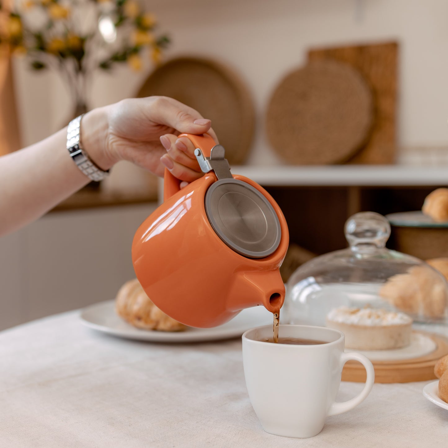 ORNA Ceramic Teapot with Basket Infuser and Stainless Steel Lid in Orange, 18.6 Oz (550ml)